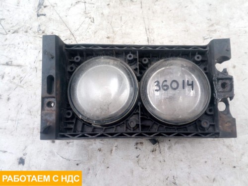 Фара противотуманная левая