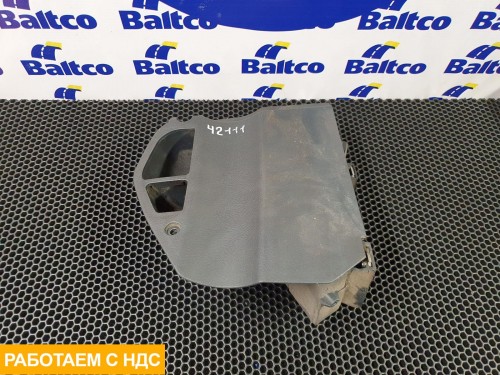 Накладка декоративная левая