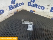 Ответная часть замка капота правая