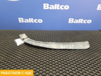 Уплотнитель фары правый