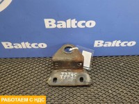 Кронштейн стойки переднего стабилизатора левый